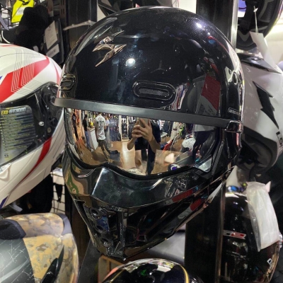 赤峰復(fù)古頭盔廠家電話號碼-第1張圖片