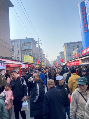 赤峰鑫峰便民市場攤位電話號(hào)碼-第1張圖片