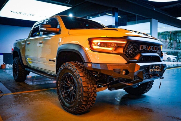 赤峰霸王龍改裝店電話號碼-第1張圖片