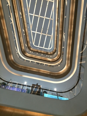 赤峰百柳購物中心電話號碼-第1張圖片