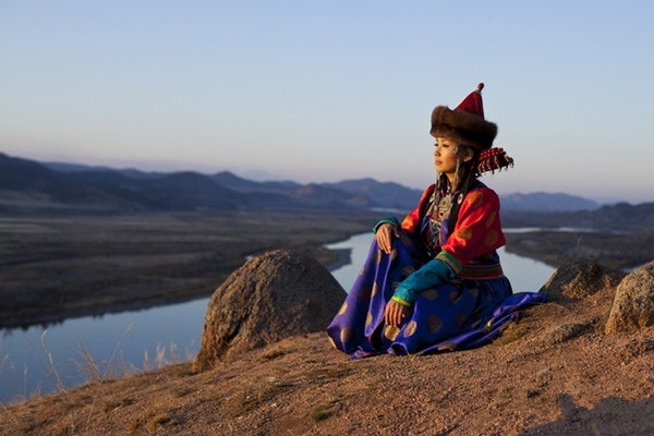 赤峰市蒙古袍租賃電話號(hào)碼-第1張圖片