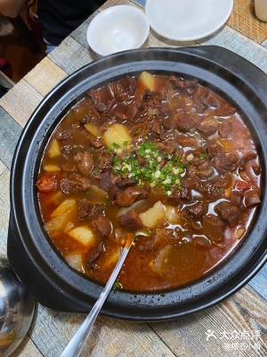 赤峰市區(qū)的爺們飯店電話號碼-第1張圖片