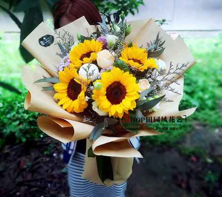 赤峰市新城花店送花電話號(hào)碼-第1張圖片