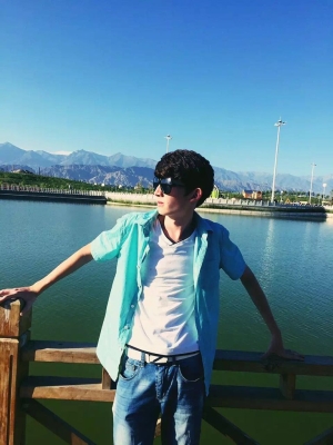 赤峰同城男主播招聘電話(huà)多少-第1張圖片