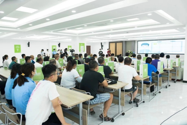 赤峰服飾租賃電話號碼多少號-第1張圖片