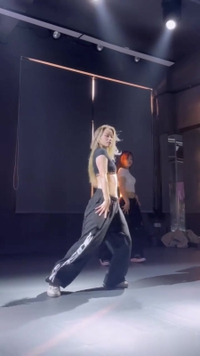 赤峰睡衣派對(duì)酒吧電話多少號(hào)-第1張圖片