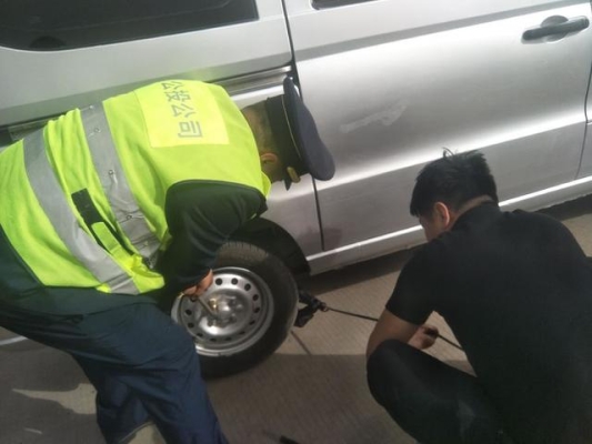 烏丹至赤峰客車隨車電話號碼-第1張圖片