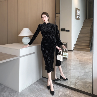 赤峰絲絨旗袍定做工廠電話號碼-第1張圖片