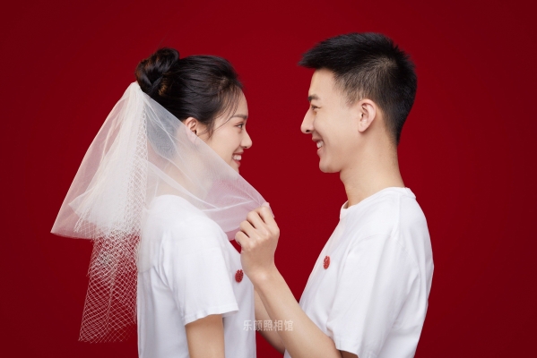 赤峰附近婚禮主持人電話號碼-第1張圖片