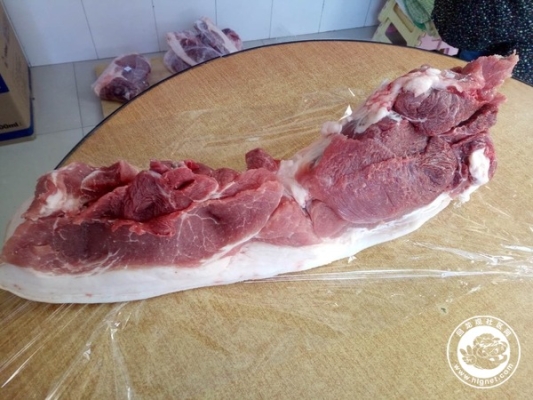 赤峰豬肉批發(fā)商電話地址查詢-第1張圖片