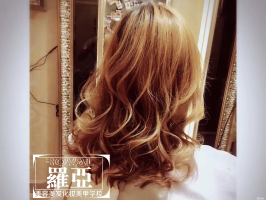 赤峰市美發(fā)學院電話號碼-第1張圖片