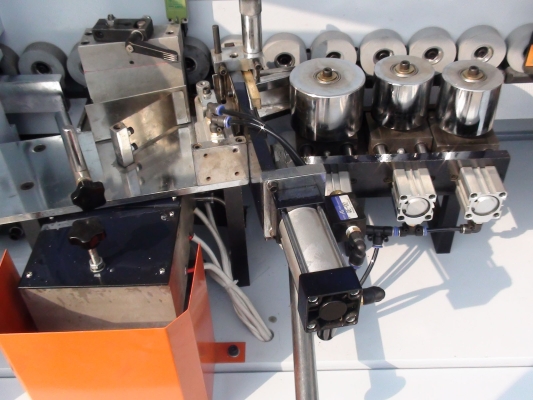 赤峰市封邊廠電話號碼-第1張圖片