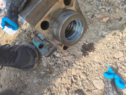 赤峰挖掘機(jī)電路維修電話號碼-第1張圖片