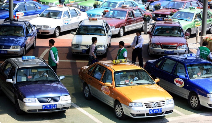 赤峰網(wǎng)約車出租公司電話號(hào)碼-第1張圖片