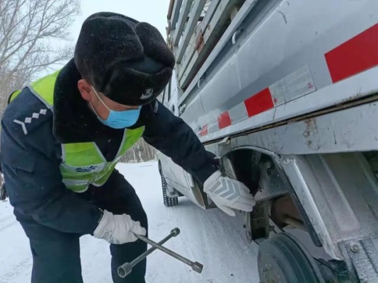 赤峰市翁旗大隊電話是多少-第1張圖片