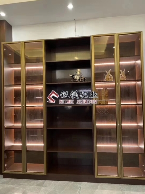 赤峰全鋁衣柜廠家電話號(hào)碼-第1張圖片