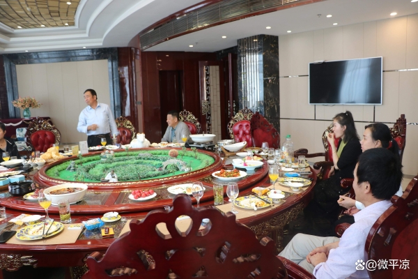 赤峰市大月兒酒店電話號碼-第1張圖片