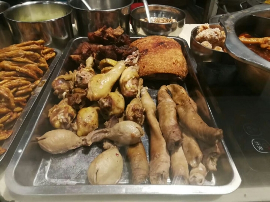 赤峰白馬街郵政大廈電話號碼-第1張圖片