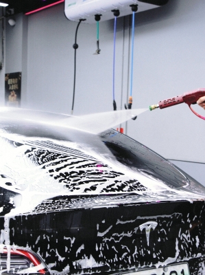 赤峰鑫港華盛洗車電話號碼-第1張圖片