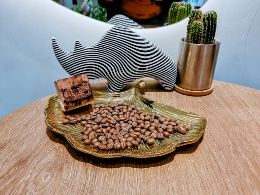 赤峰鐵南咖啡店電話號碼-第1張圖片