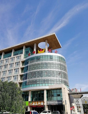 赤峰清屋小坐服裝總店電話號(hào)碼-第1張圖片