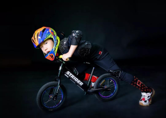 赤峰室內(nèi)平衡車租賃電話號碼-第1張圖片