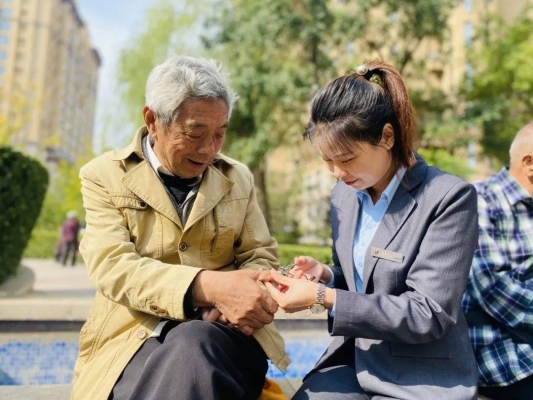 赤峰雨潤星宇華府物業(yè)電話號(hào)碼-第1張圖片