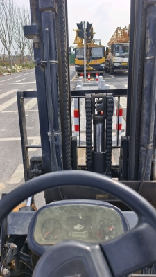 赤峰租叉車電話號(hào)碼多少號(hào)-第1張圖片