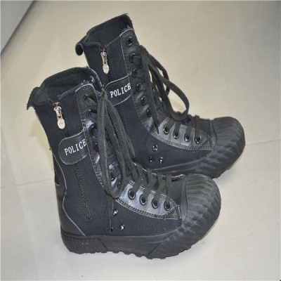 赤峰賣作戰(zhàn)靴的地方電話號(hào)碼-第1張圖片