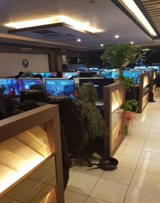 赤峰吃雞網(wǎng)咖地址電話號碼-第1張圖片