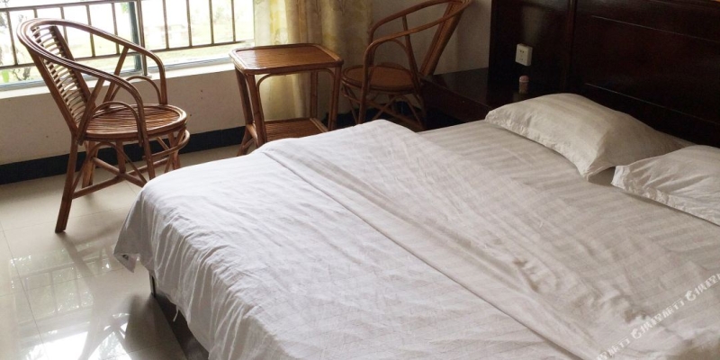 德馨賓館赤峰店電話地址是多少-第1張圖片