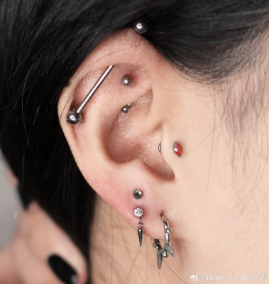 赤峰唇釘飾品店電話號碼-第1張圖片