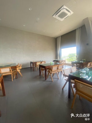 赤峰雨林餐廳地址電話多少號(hào)-第1張圖片