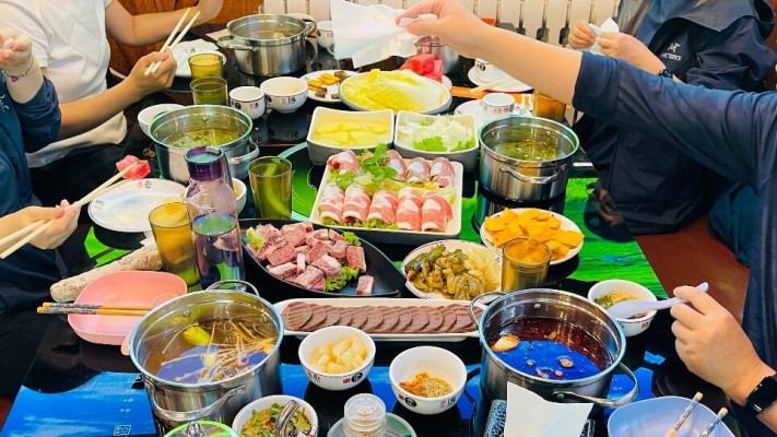 赤峰林西火鍋店電話號碼-第1張圖片