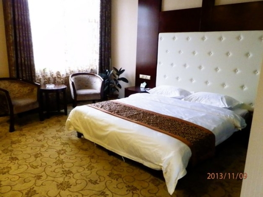 赤峰平莊訂婚布置電話號碼是多少-第1張圖片