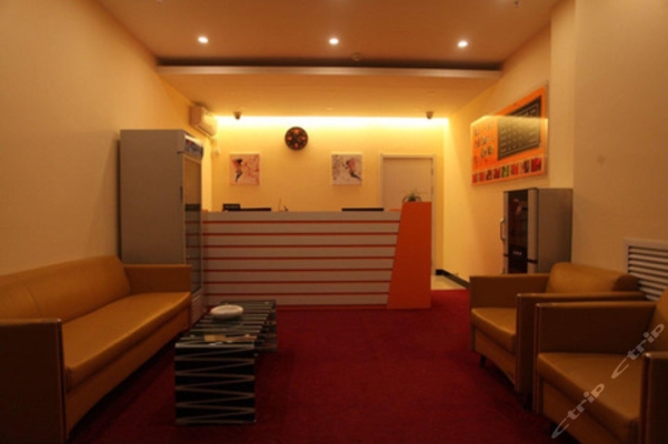 赤峰寧城服裝商城地址電話號(hào)碼-第1張圖片