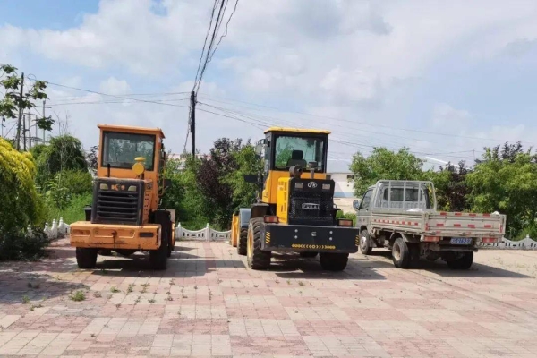 赤峰平莊鏟車司機電話號碼-第1張圖片