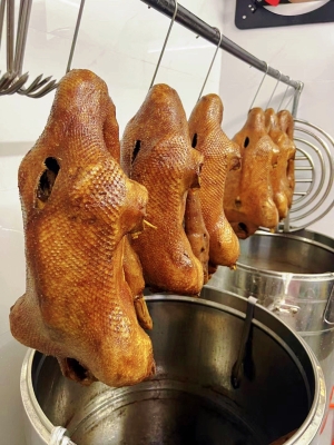 赤峰市熏鵝店鋪電話號碼-第1張圖片