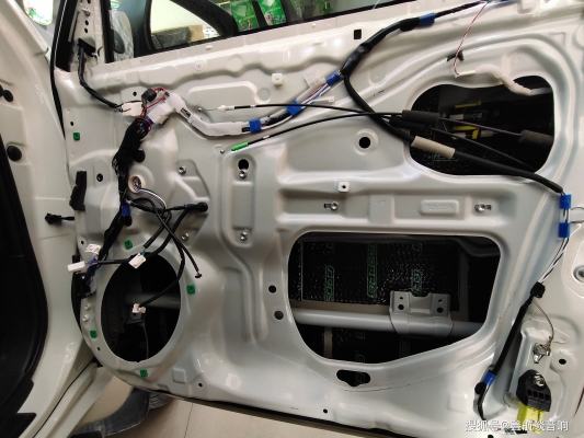 赤峰更換汽車膠套電話號碼-第1張圖片