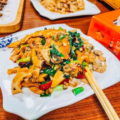 赤峰新城酒館電話多少啊-第1張圖片