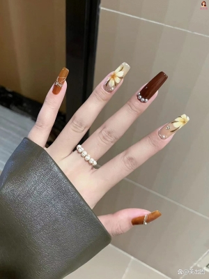 赤峰同城美甲推薦電話地址查詢-第1張圖片