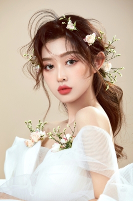 赤峰靈歌潮妝店電話號(hào)碼-第1張圖片