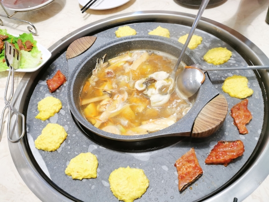 赤峰市區(qū)撈魚(yú)電話(huà)多少號(hào)-第1張圖片