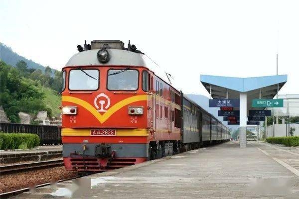 赤峰火車站 拼車電話號碼-第1張圖片