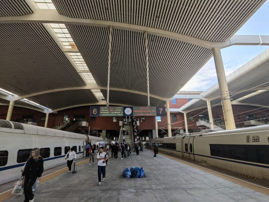 赤峰站高架候車廳電話號碼-第1張圖片