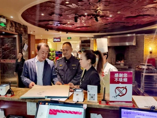 赤峰雨潤水果商鋪出租電話號碼-第1張圖片