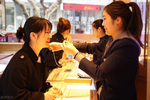 赤峰紳裝私人定制電話號碼-第1張圖片