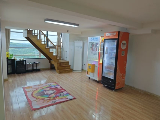 赤峰學(xué)院北門棋牌室電話號碼-第1張圖片