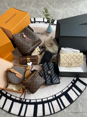 赤峰二奢專賣店電話號(hào)碼-第1張圖片