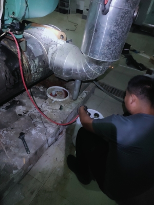 赤峰不銹鋼冰柜維修電話號(hào)碼-第1張圖片